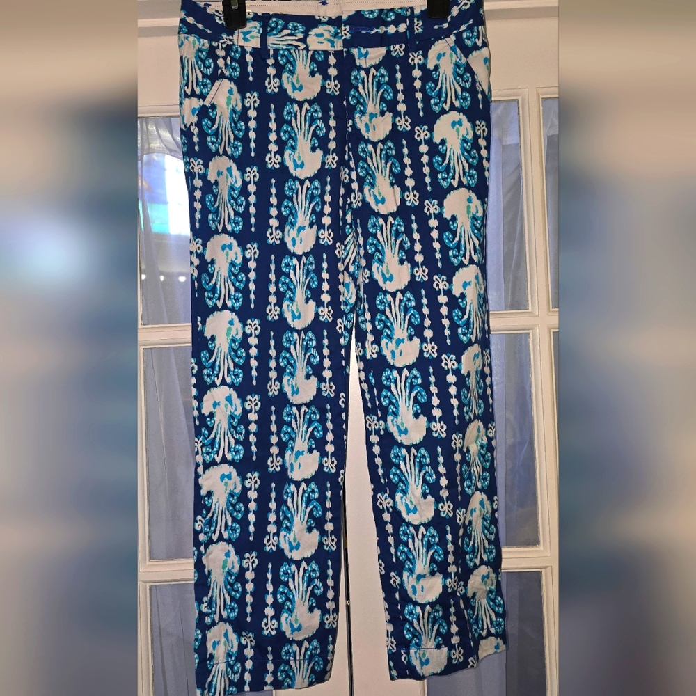 Lilly Pulitzer Blue and White Cropped Pants
